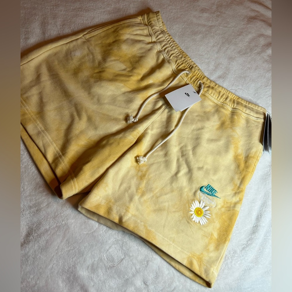 mens nike shorts